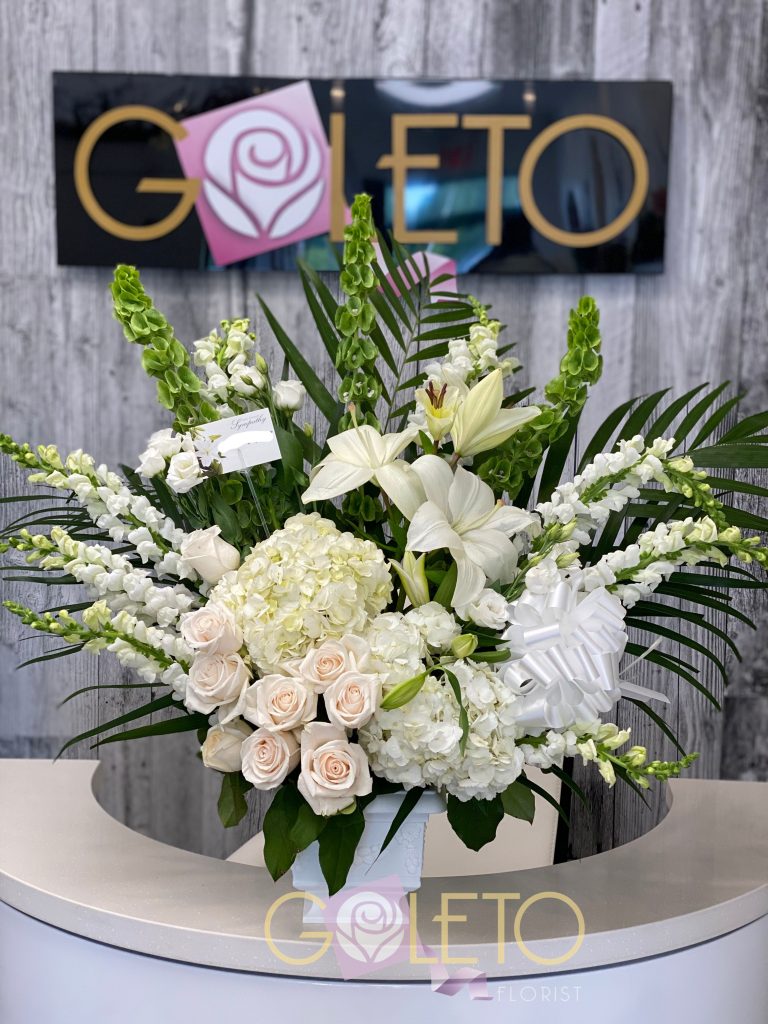 Golden White Goleto Florist