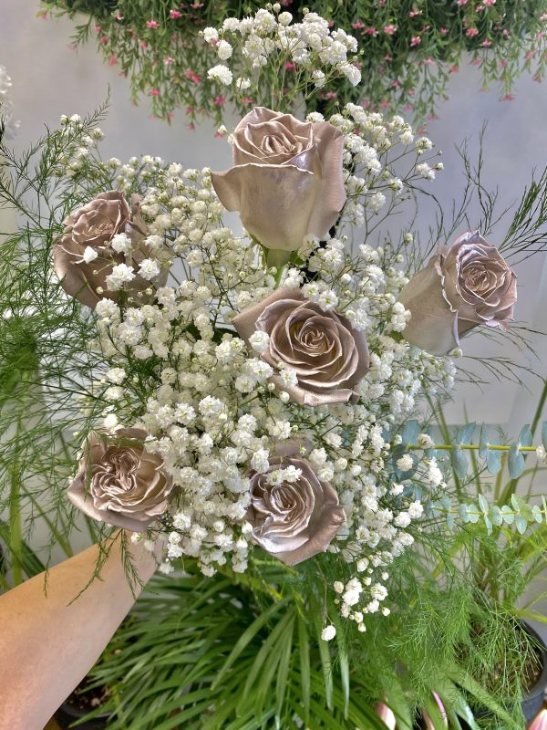 Rose gold Rose