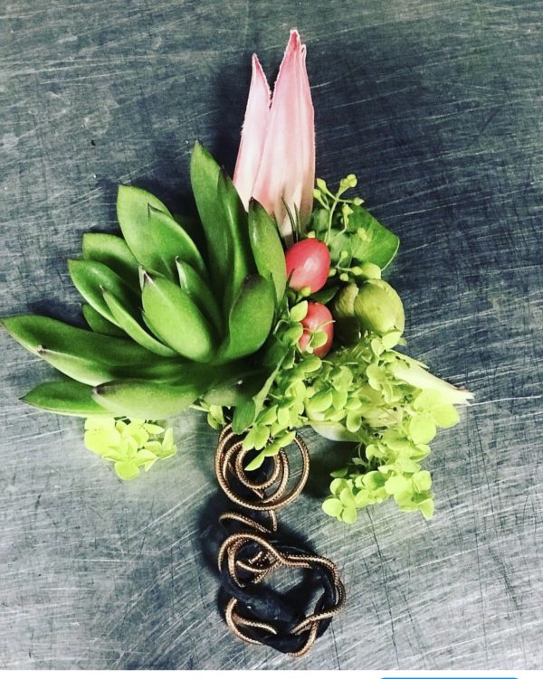 Corsage 009