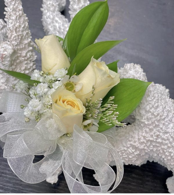 Corsage 008